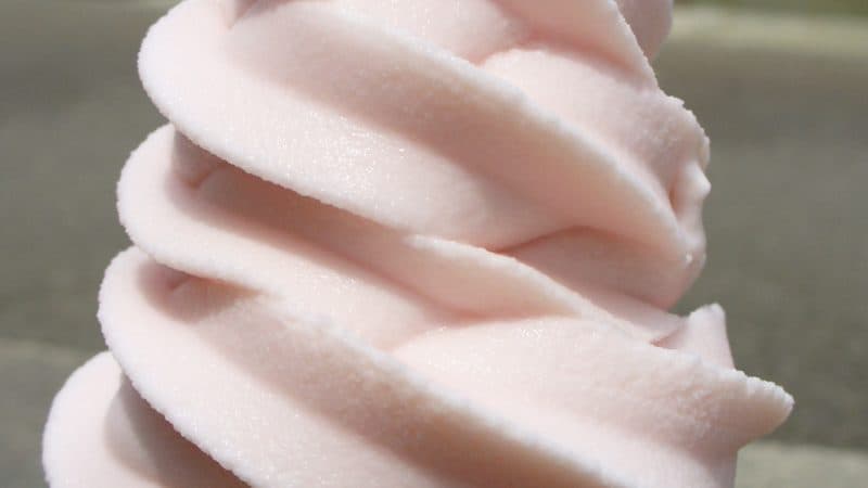 北海道産の牛乳を使った濃厚ソフトクリーム