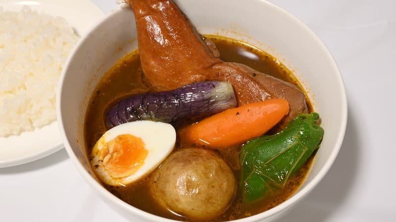 野菜たっぷりの北海道スープカレー